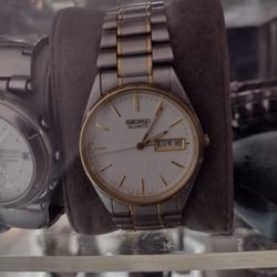 Men's Seiko Watch 