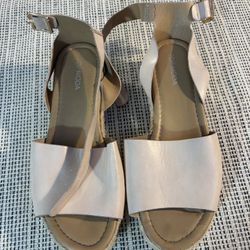 Women's brown wedge espadrille sandals, size 10