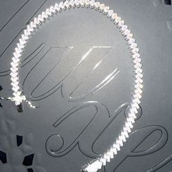 Chevron Moissanite Bracelet 