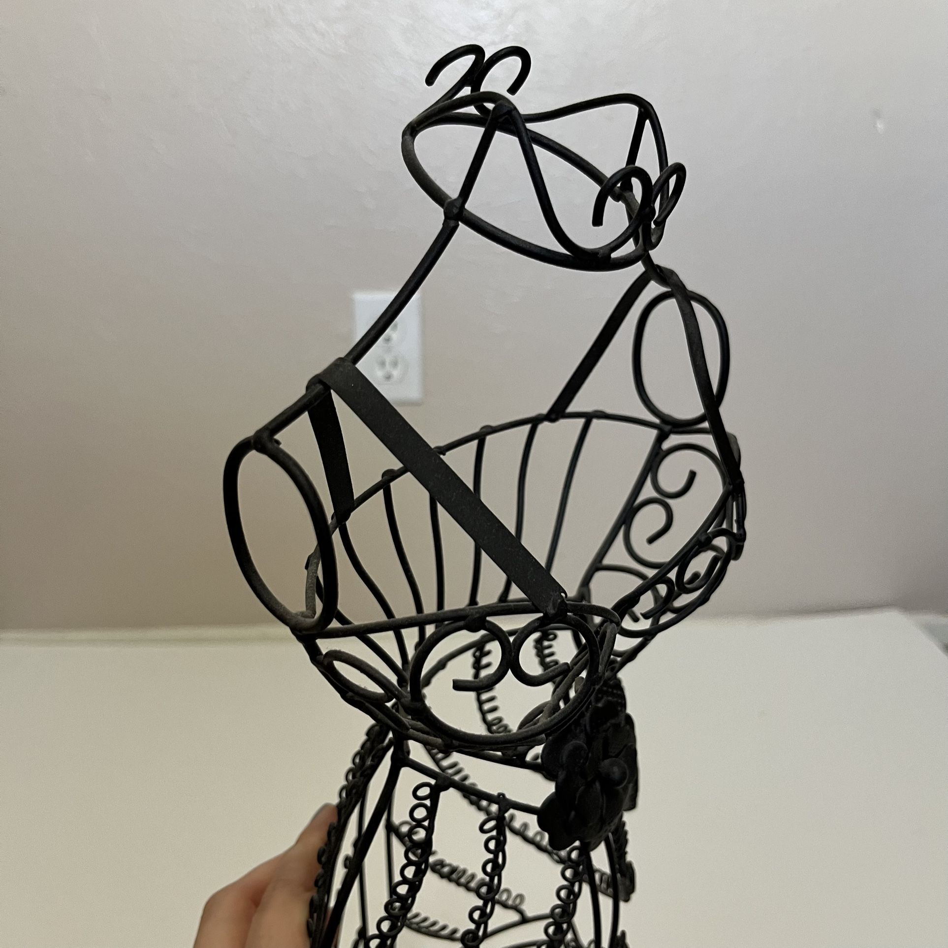 Metal Black Decorative Dress Form Silhouette for Sale in Carrollton, TX -  OfferUp