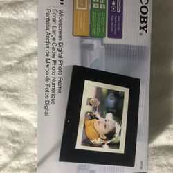 Coby Digital Photo Frame 