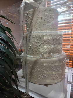 Fake Wedding Cake