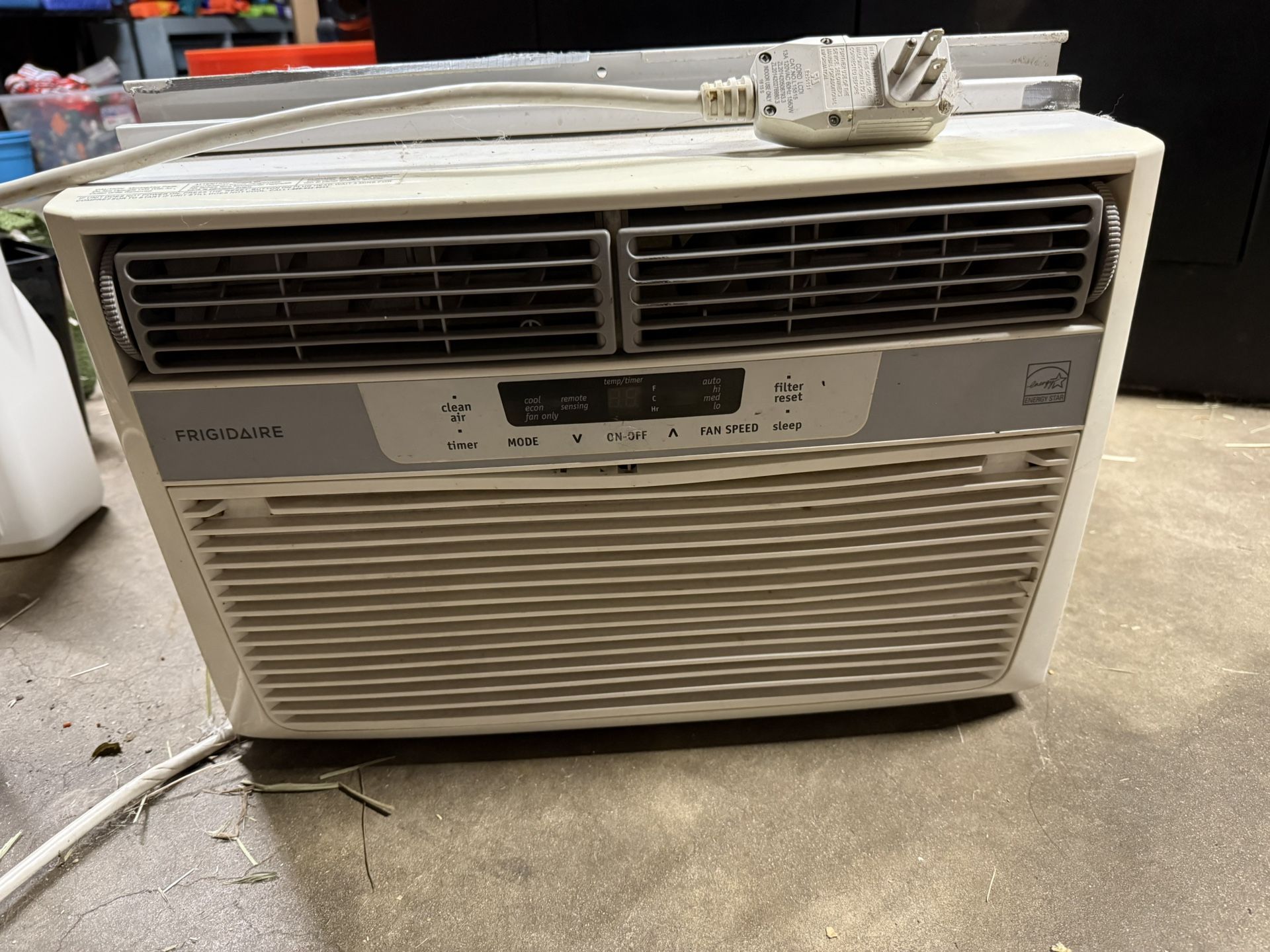 Window A/C  BTU 8,000