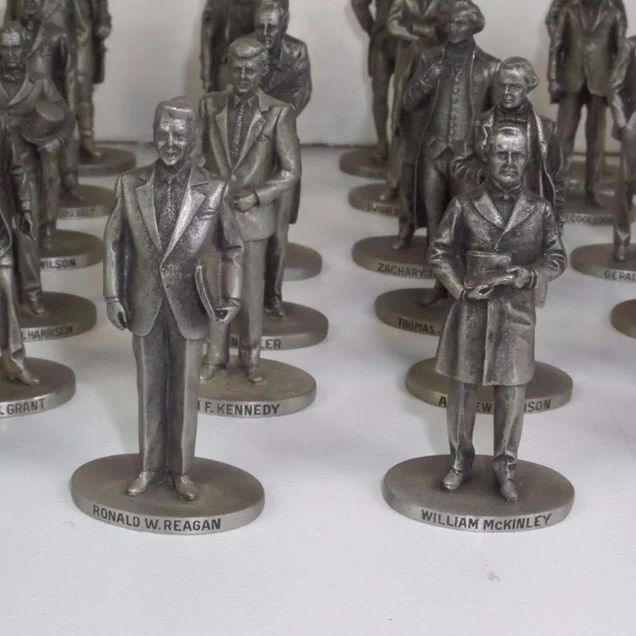 Danbury Mint - Pewter Statues - Presidents of the United States Collection - Complete Set of 40

 Danbury Mint

Danbury Mint - Pewte

￼

￼

￼

￼

￼


