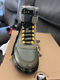 Dr Martens Khaki Green Sz 5 Women 4 Boys