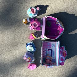 Tiny Squish, Mellow Houses And Dolls, Etc.