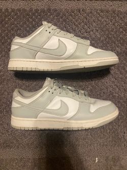 Men’s Grey Nike Dunks Size 9