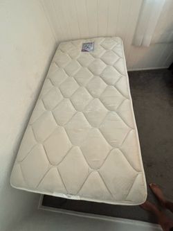 Twin bed/futon