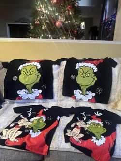 🎄 The Grinch Family Matching Christmas Shirts – Men’s M, Women’s M, Kids M, XS