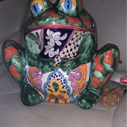 Big Frog Pot