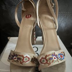Aldo Heels Size 11