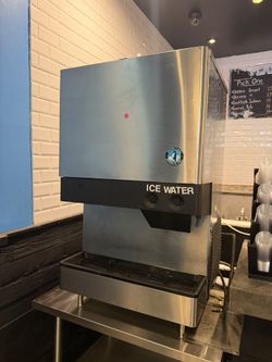 Ice Machine And Water