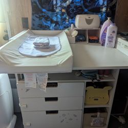 Changing Table Set