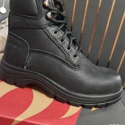 Wolverine Men Boots!!