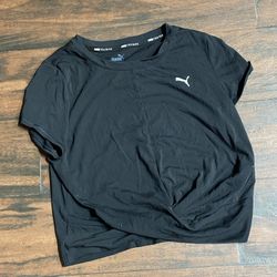 Woman’s Activewear Training  Top Size Small By Puma