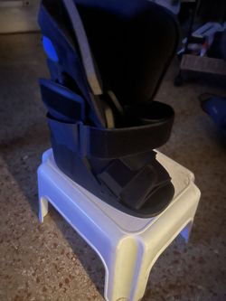 United Ortho Left Foot Rehab Boot