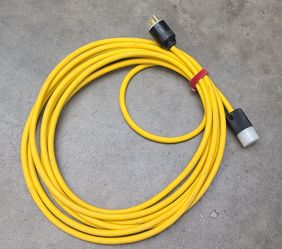 25 Feet Long 14/3 Extension Cord
