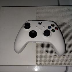 Xbox One S (1TB) + Xbox Series Controller+ Cords