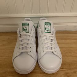 Stan Smith Women’s 6.5 Shoes