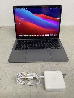 Apple MacBook Pro MYDA2LL/A w/Charger $950