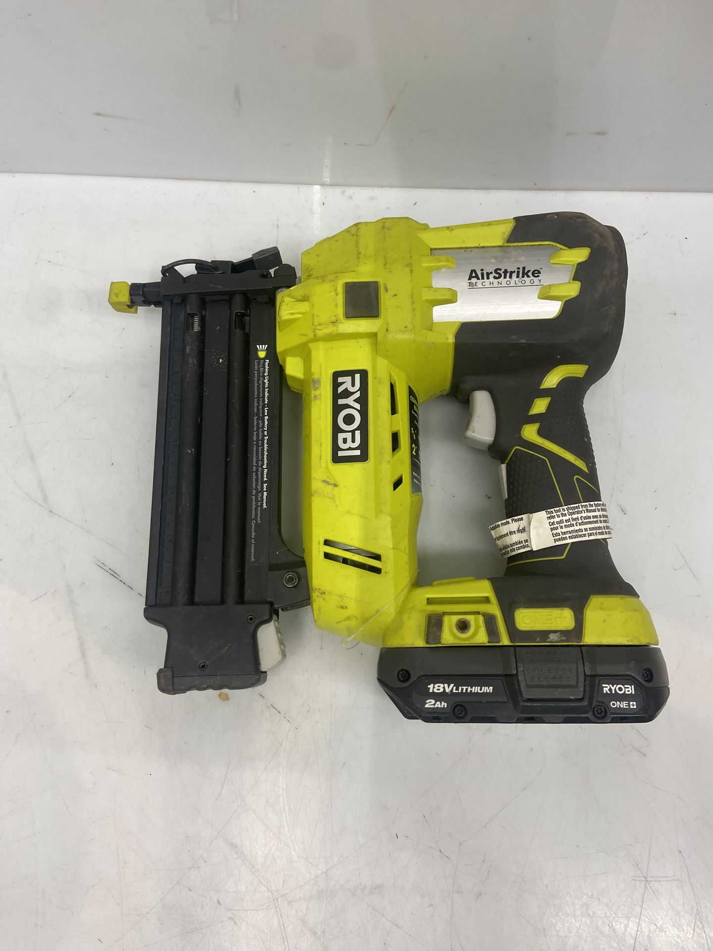 Ryobi P320VN 18V Cordless AirStrike Brad Nailer w/ 2Ah Battery
