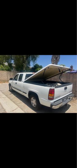 Tonneau Cover Short Bed  Chevy