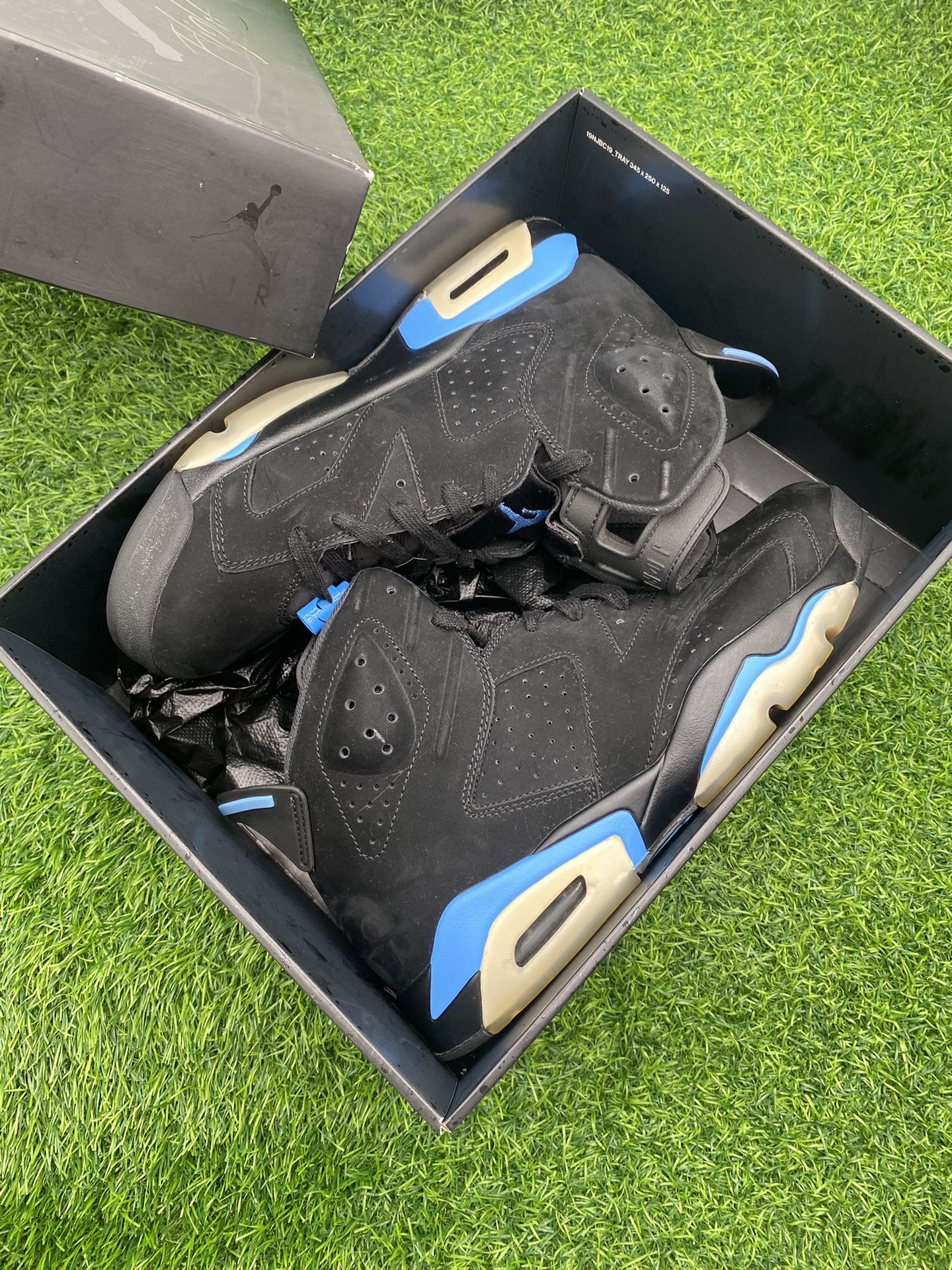 Jordan 6 “UNC” Size 10.5M