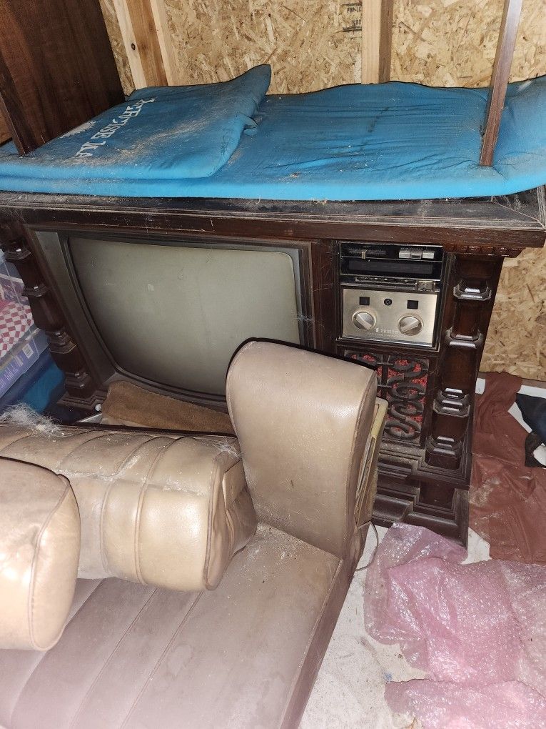 Mid Century TV Solid State