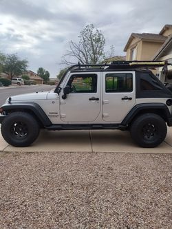 2011 Jeep Wrangler Unlimited V6