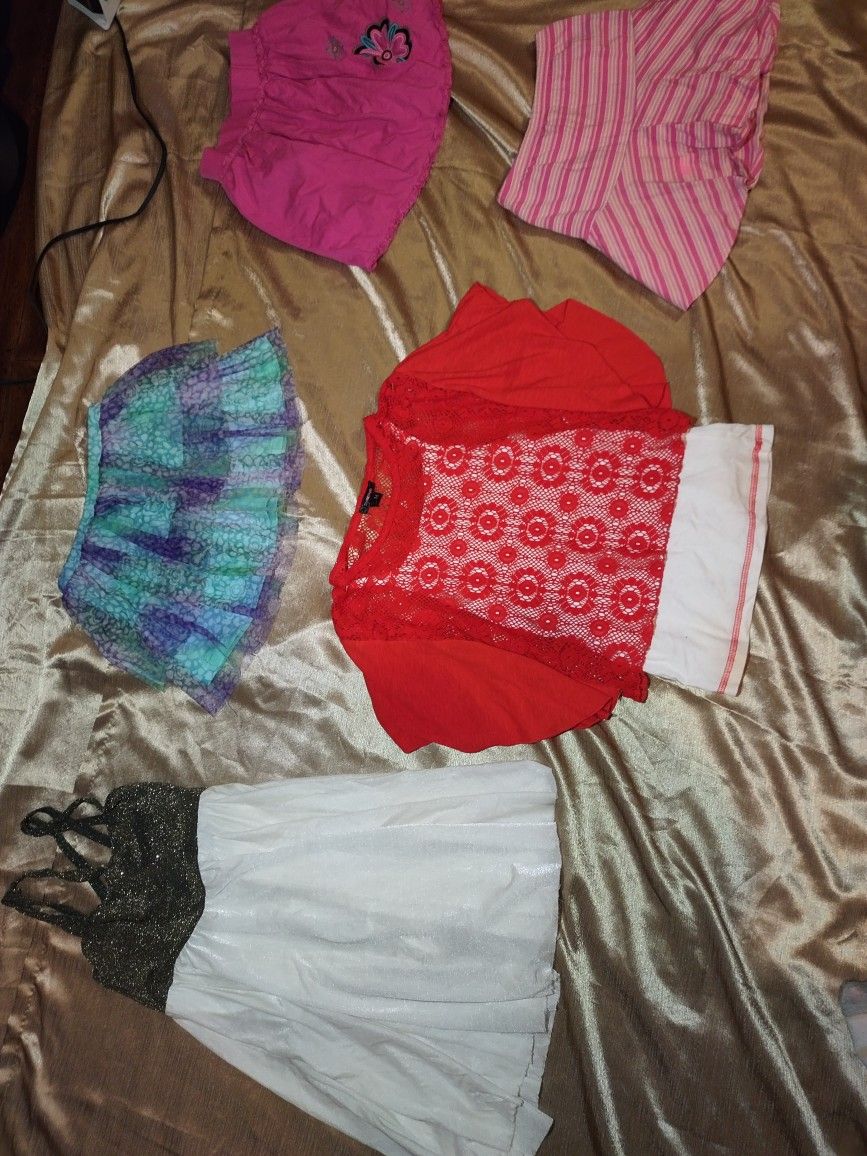 GIRLS CLOTHES