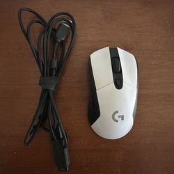 Logitech G703 Mouse