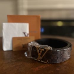 Louis Vuitton Belt (NEW)