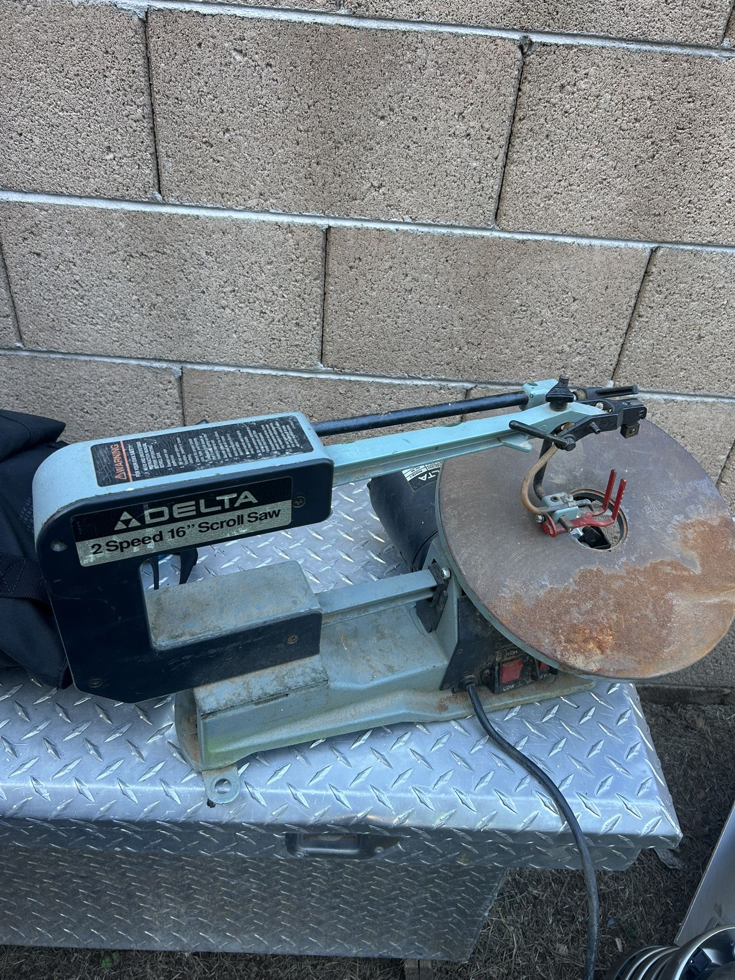2 Speed Delta 16 Inch Scroll Saw