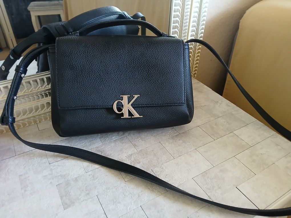 Calvin Klein Crossbody Bag