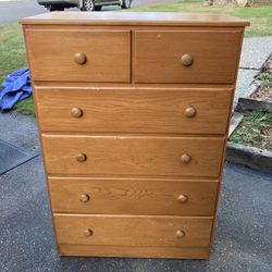 Dresser, Pine, 6 Drawers, Delivery Available