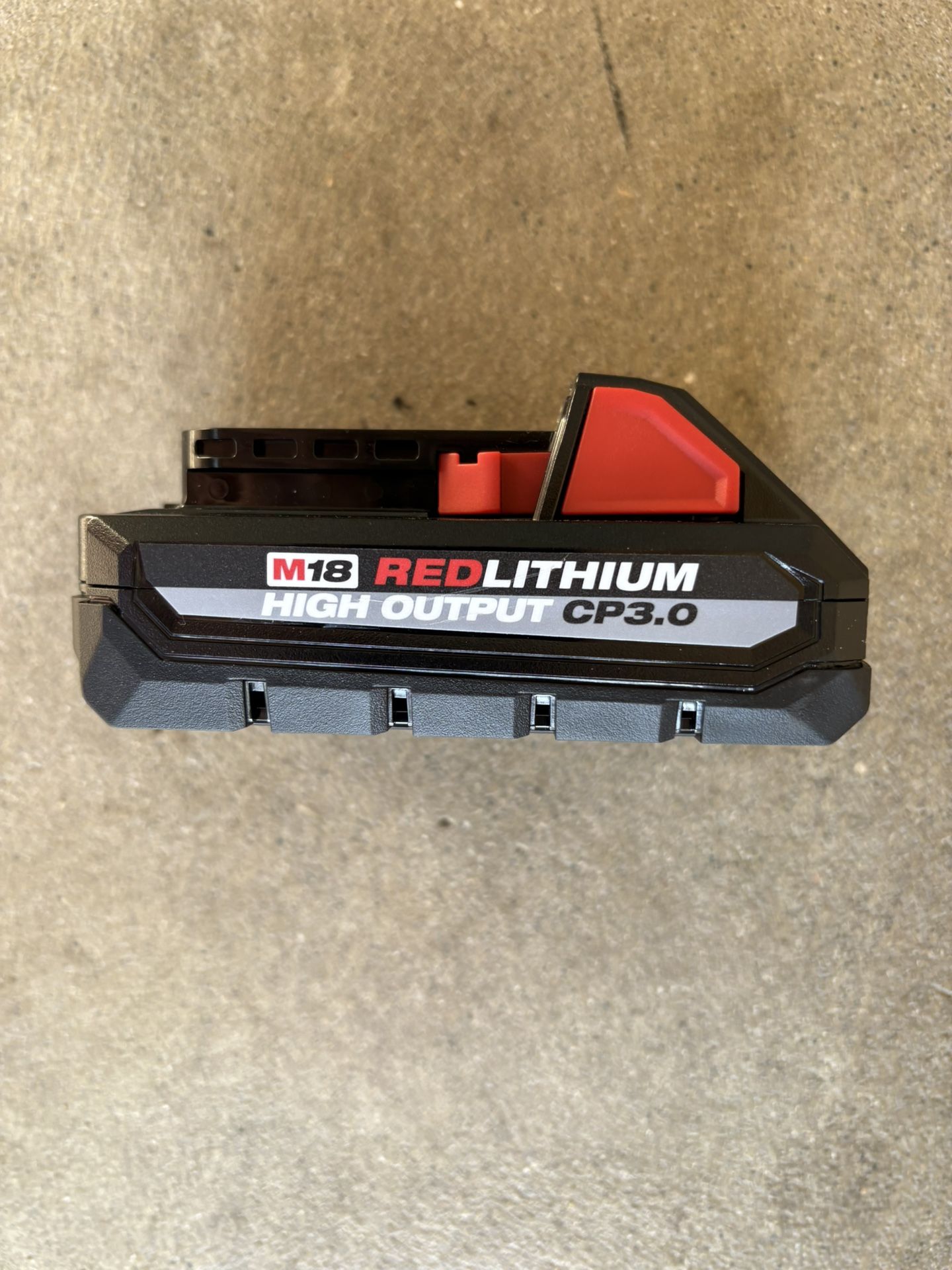 Milwaukee M-18 RedLithium High Output CP3.0 Battery Pack