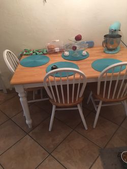 Kitchen table 3 chairs