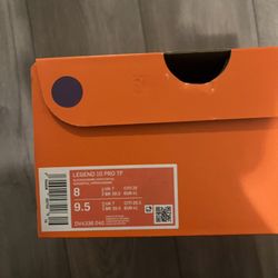 Nike Legend 10 Size 8M Turfs