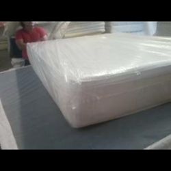 King size thick  double pillow top bed can deliver 