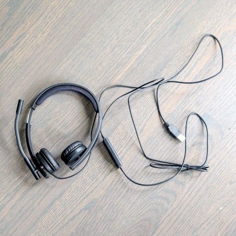 Logitech H570e Wired Headset, Stereo Headphones with Noise-Cancelling Microphone
