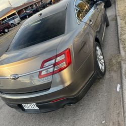 2013 Ford Taurus