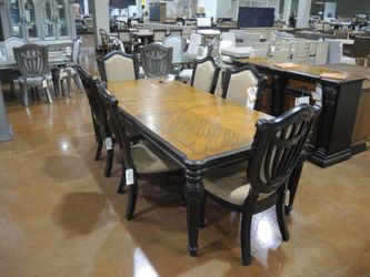Manor Row Carnegie Manor Dining Leg Table - Cinnamon With Golden Prima Vera Veneer Top