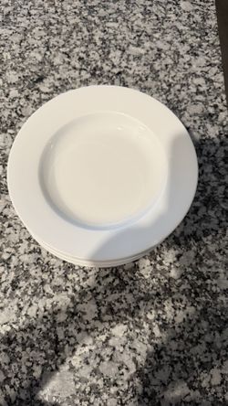 White Deep Dish Plates (Set of 8) - Excellent Condition