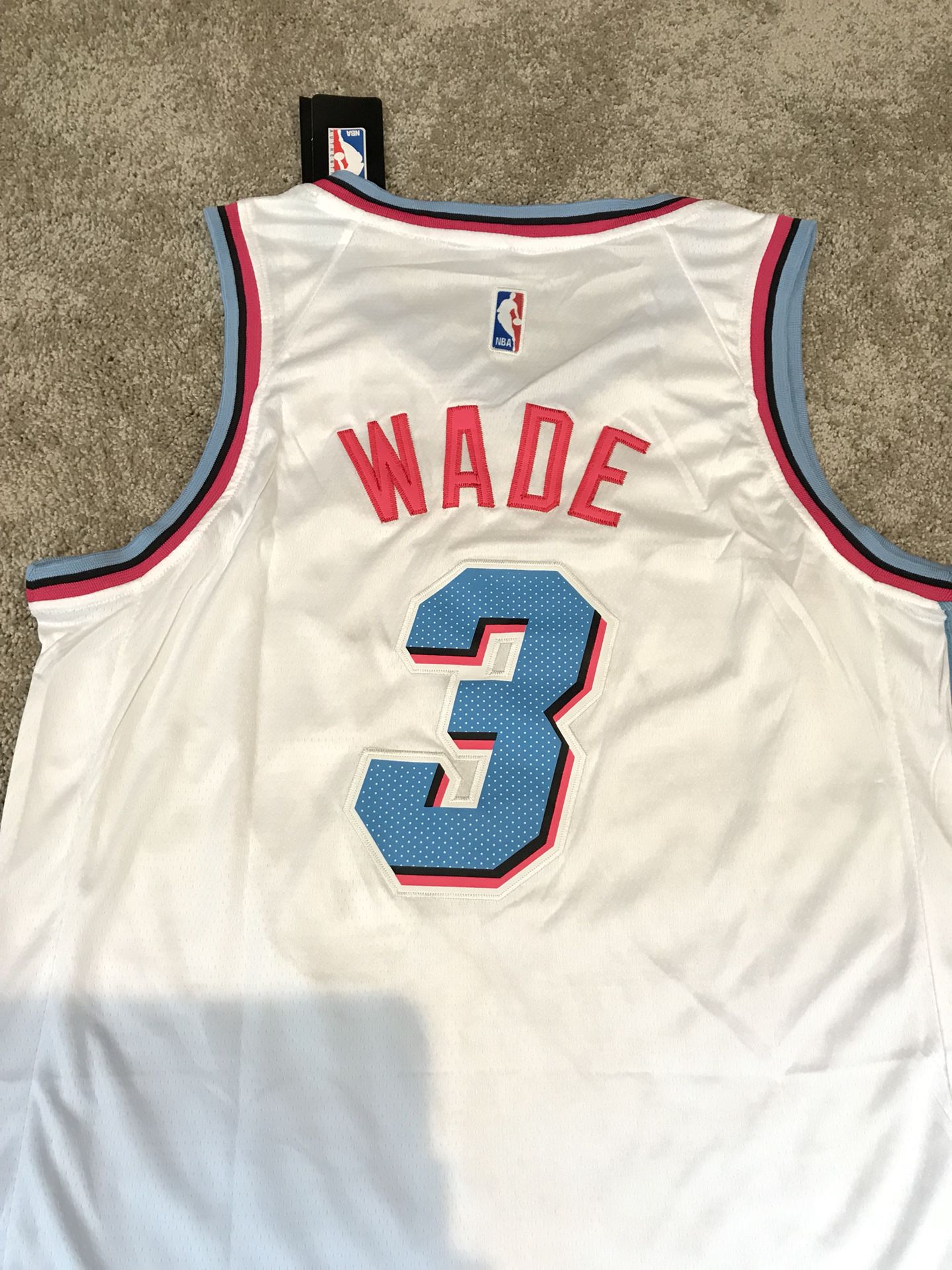 Dwyane Wade Miami Heat Sunset Vice Earned Edition Jersey for Sale in  Pembroke Pines, FL - OfferUp