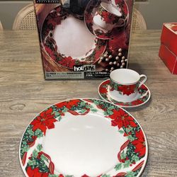 1997 Gibson Poinsettia Holly "Red Ribbon" Series Christmas Dinnerware Set