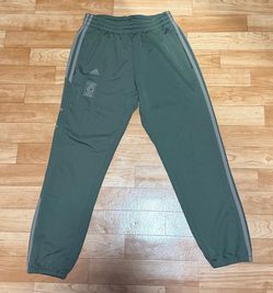 Adidas x Yeezy Calabasas