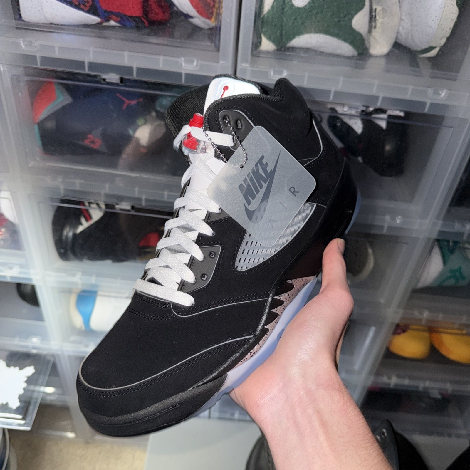 jordan 5 black metallic reimagined size 11.5