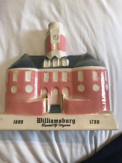 Colonial Williamsburg capital pink porcelain collectible j. Young 1969