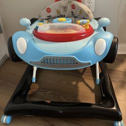 First  race  2- in -1 baby walker
