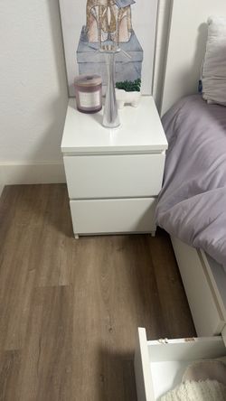 Night stand